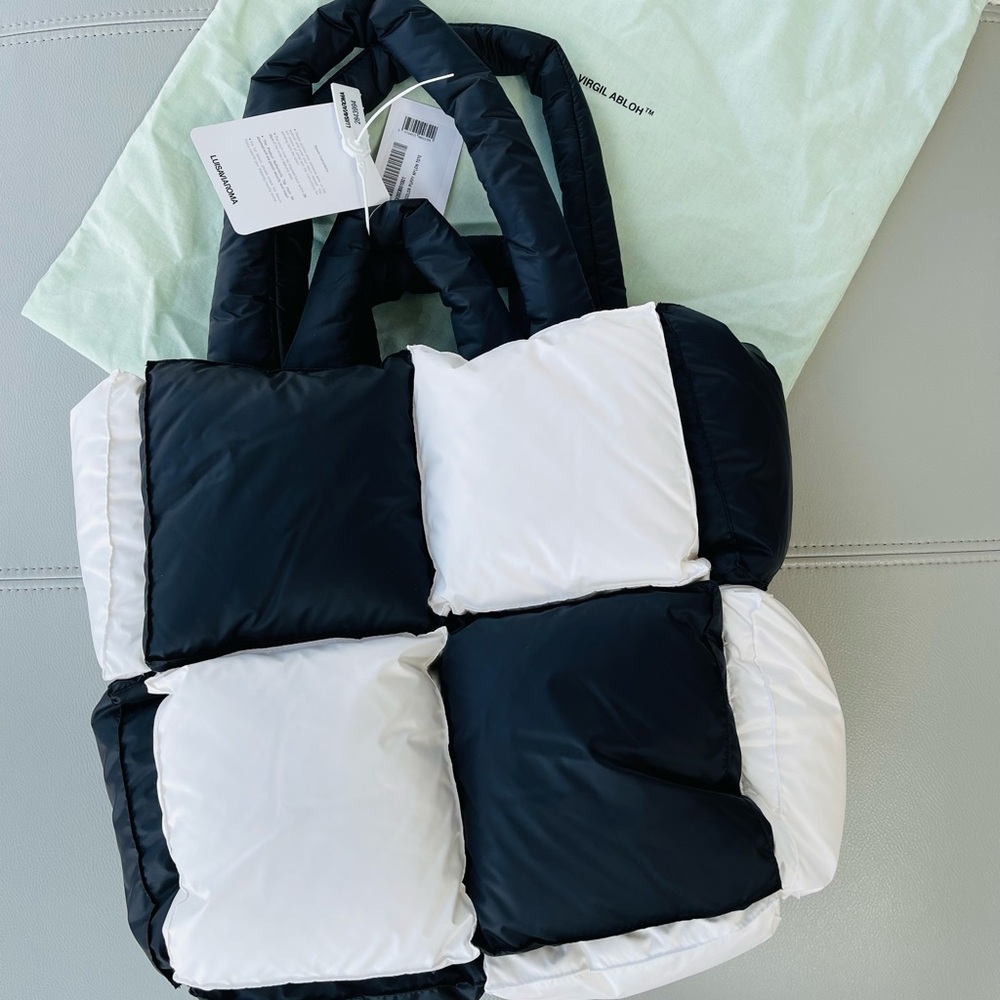NWT! Off-White c/o Virgil Abloh
Puffy Nylon Tote Bag / Shoulder Bag w/ dust bag